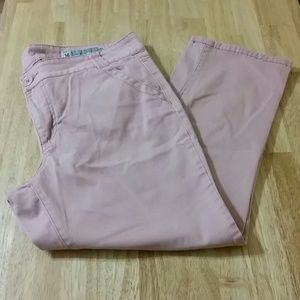 Extremely soft Pink capris