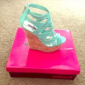 SOLD - Dollhouse Mint Strappy Wedges