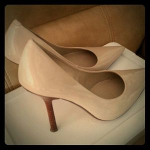 Beige Guess Patent Leather Pumps Size 9