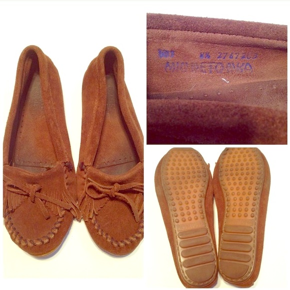 Minnetonka Moccasins size 8.5