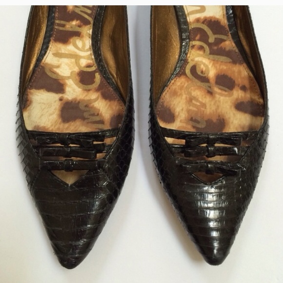 Sam Edelman snakeskin black pointy toe flats 8