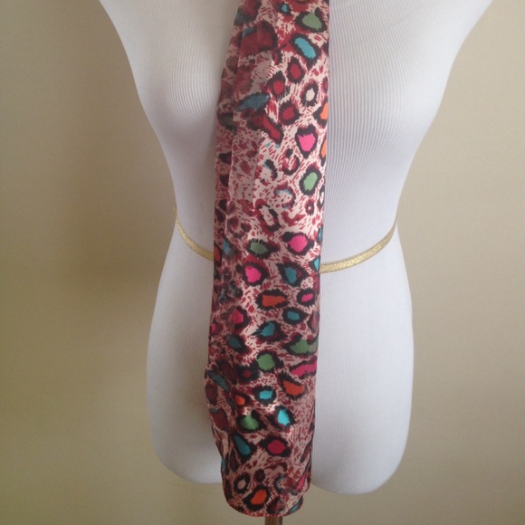 Multi color cheetah print scarf - Picture 2 of 2