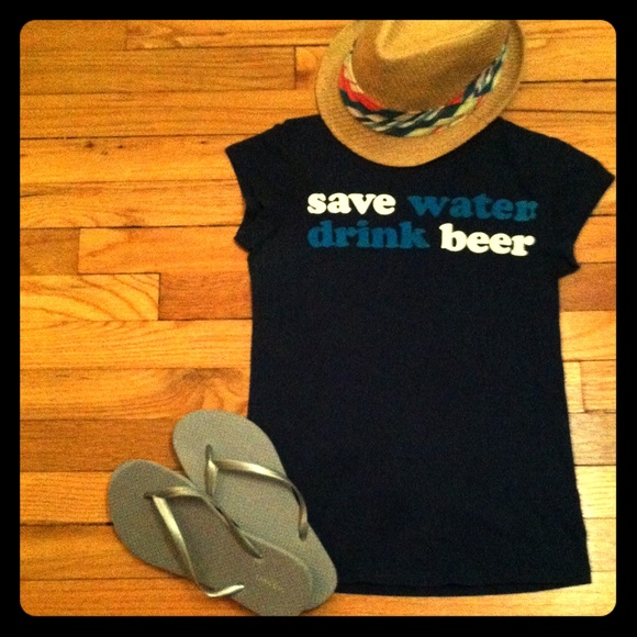 Forever 21 Tops - F21 Navy graphic tee
