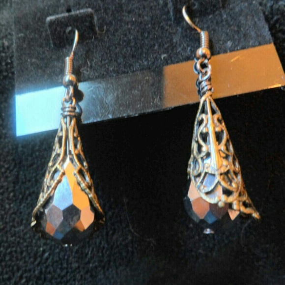 Handcrafted, Brass Filigree & Gun Metal Earrings - Picture 4 of 4
