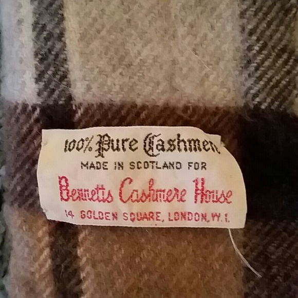 Cashmere scarf - Picture 3 of 3