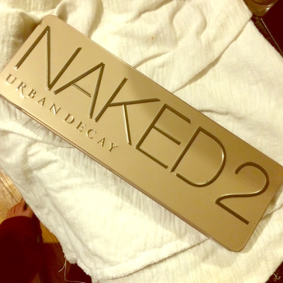 Flash sale.... 💫 Urban Decay Naked 2