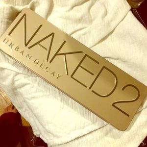 Flash sale.... 💫 Urban Decay Naked 2