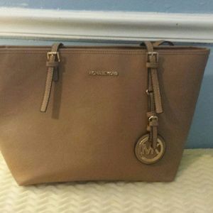 Michaels kors purse