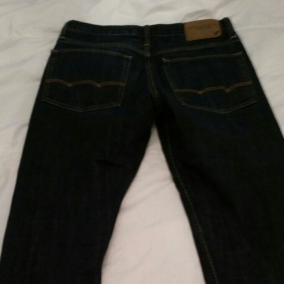 Never worn, kiddo grew fast. 28X28 AE men's jeans - Picture 2 of 3