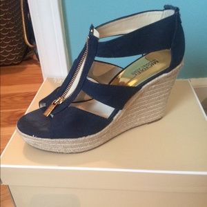 EEEUC Michael Kors navy wedges size 9.5