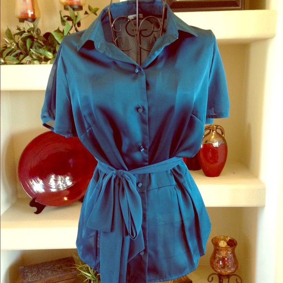 Worthington Tops - Blue shiny blouse