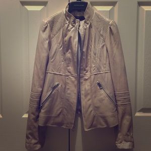 ⬇MUST GO!💰Guess leather crop coat! Never worn.