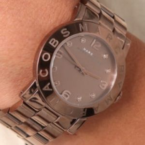 ***MARC JACOBS AMY BROWN WATCH w BOX***