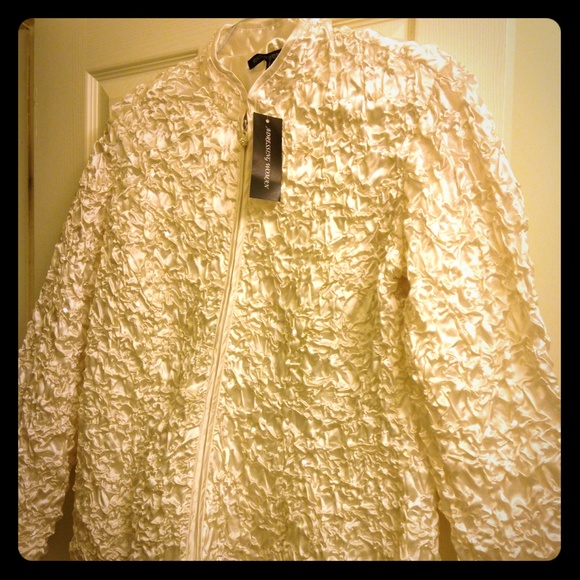 Cream formal jacket with sequins, size 1x - Picture 1 of 4
