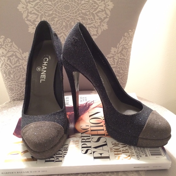 Chanel sharkskin cap toe pumps size 40