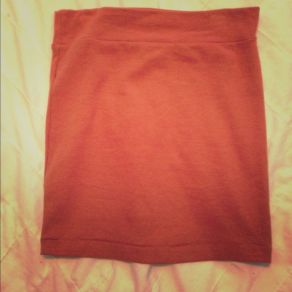 Rusty orange mini skirt - Picture 1 of 1