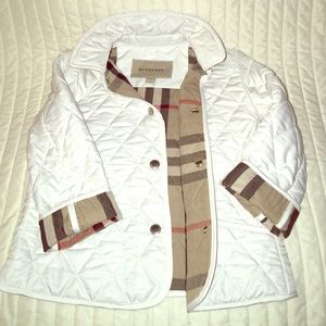 🌺Burberry Coat for 6y🌺