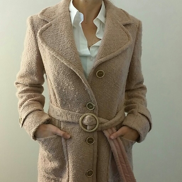 Stylish Pink coat - Picture 2 of 4