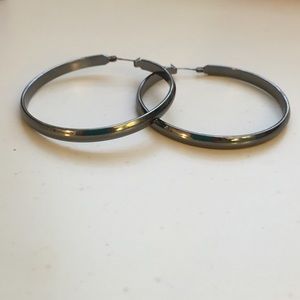 💀Gunmetal hoop earrings