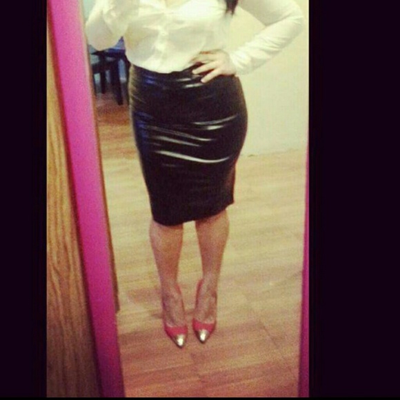 Faux Leather Pencil Skirt