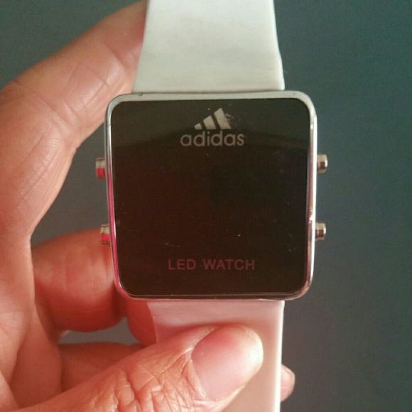 Sports watch