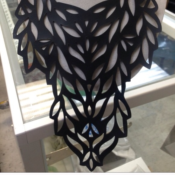 Bundle for @lindapaulino