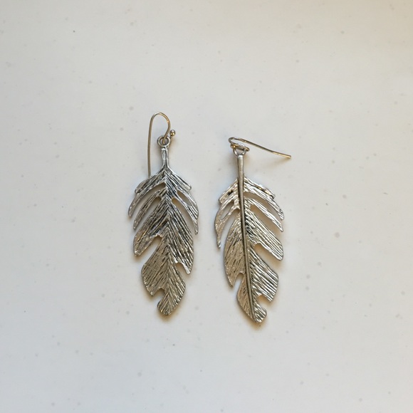 🍃Leaf earrings🍃