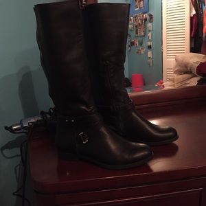 Black tall boots 8 1/2 great condition