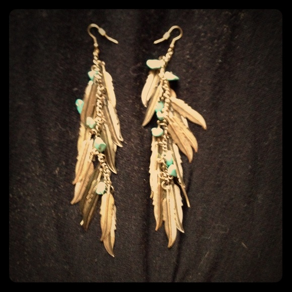 Accessories - Stylish Earrings