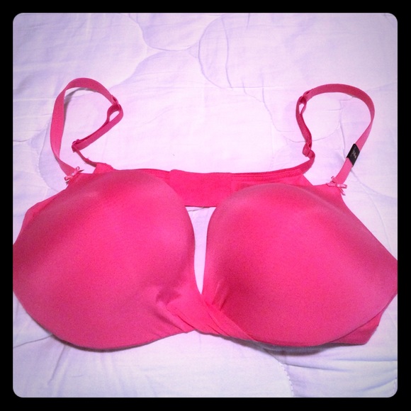 NWOT VS 38B Pink Plunge Bra