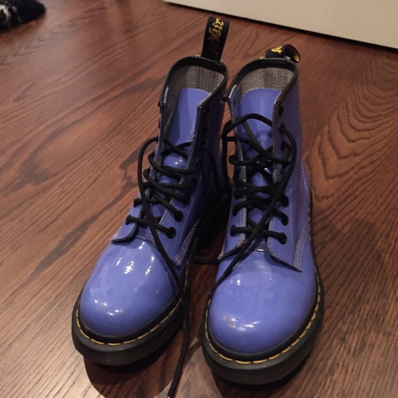 Periwinkle Dr. Martins