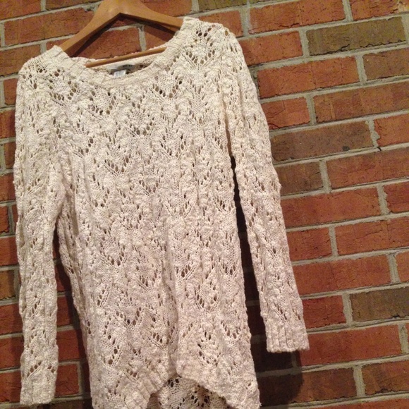 💥Flash Sale💥Cream crochet sweater
