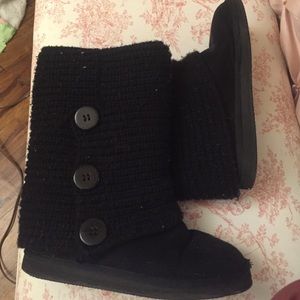 Knitted black boots size 9