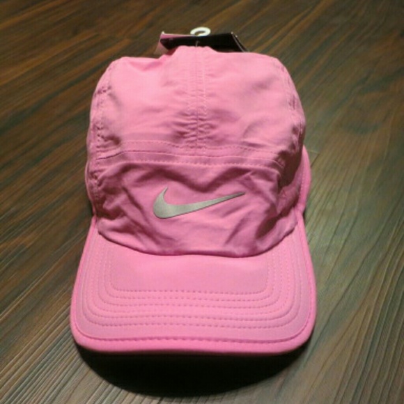 Nike Accessories - Nike cap. Dri fit. Reflective.one size.
