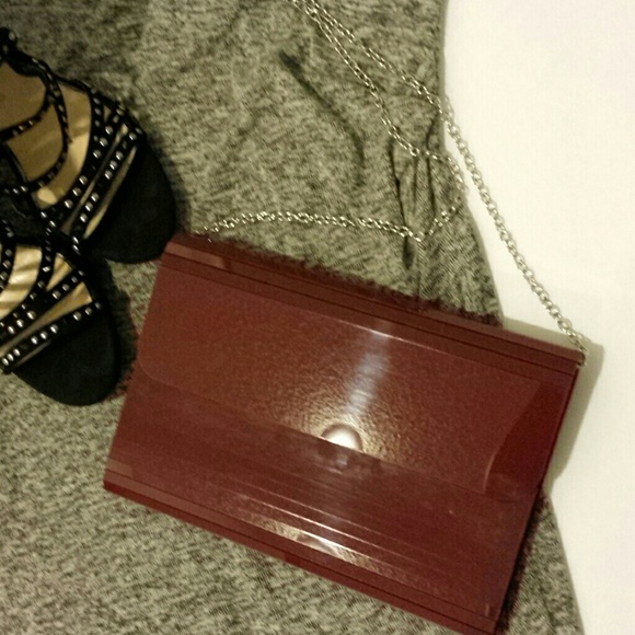 Burgundy Red Acrylic Clutch - Picture 3 of 4