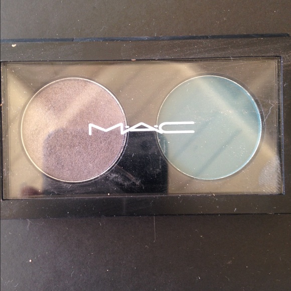 MAC Cosmetics Eyeshadow Duo