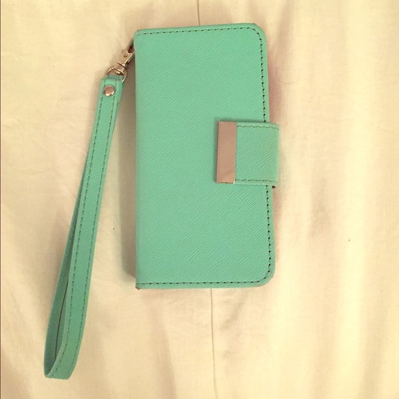 iPhone 5C Empire Wallet Case