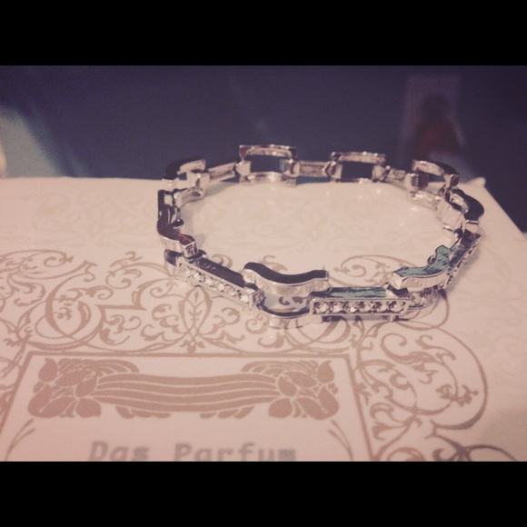 Chain patterned silver bracelet!! - Picture 2 of 3