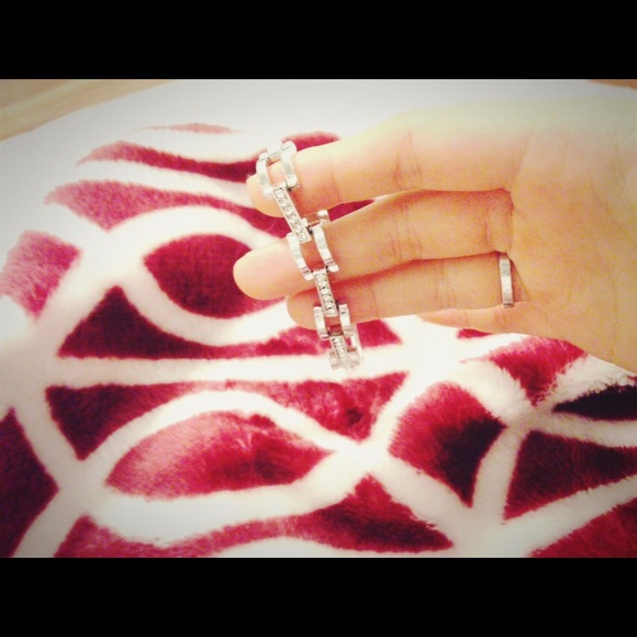 Chain patterned silver bracelet!! - Picture 3 of 3