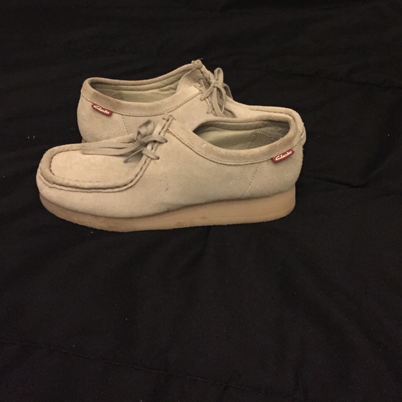 Clarks - Picture 2 of 3