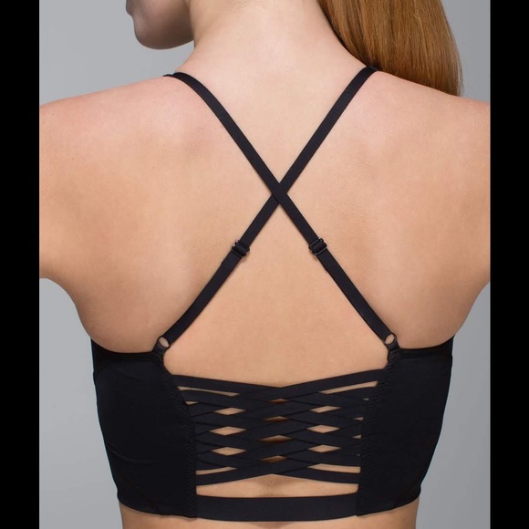 LULULEMON ATHLETICA SIZE 4