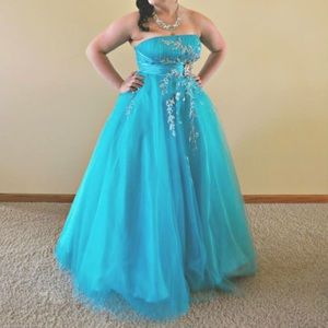 Prom dress