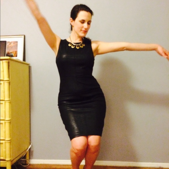 *sold in bundle* Fabulous faux-snakeskin dress!