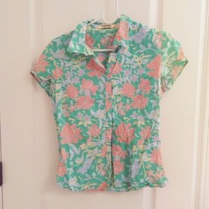 Short Sleeve Fitted Button Up Floral Top