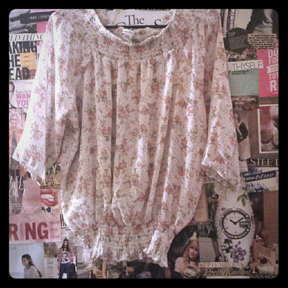 Over the shoulder shirt
