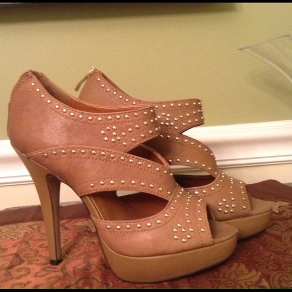 Vince Camuto Shoes - Vince Camuto Heels