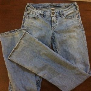 Light Wash Jeans