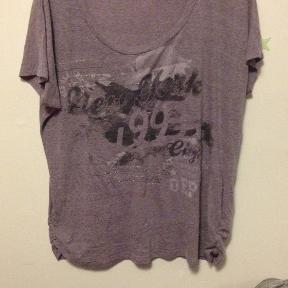 Purple New York T-shirt