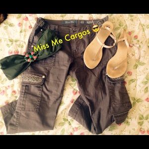 🌟 RARE Miss Me cargo capris🌟
