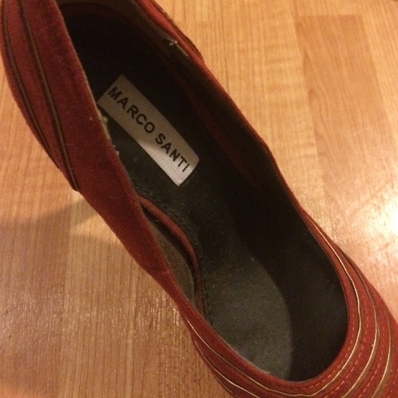 Heels - Picture 3 of 4
